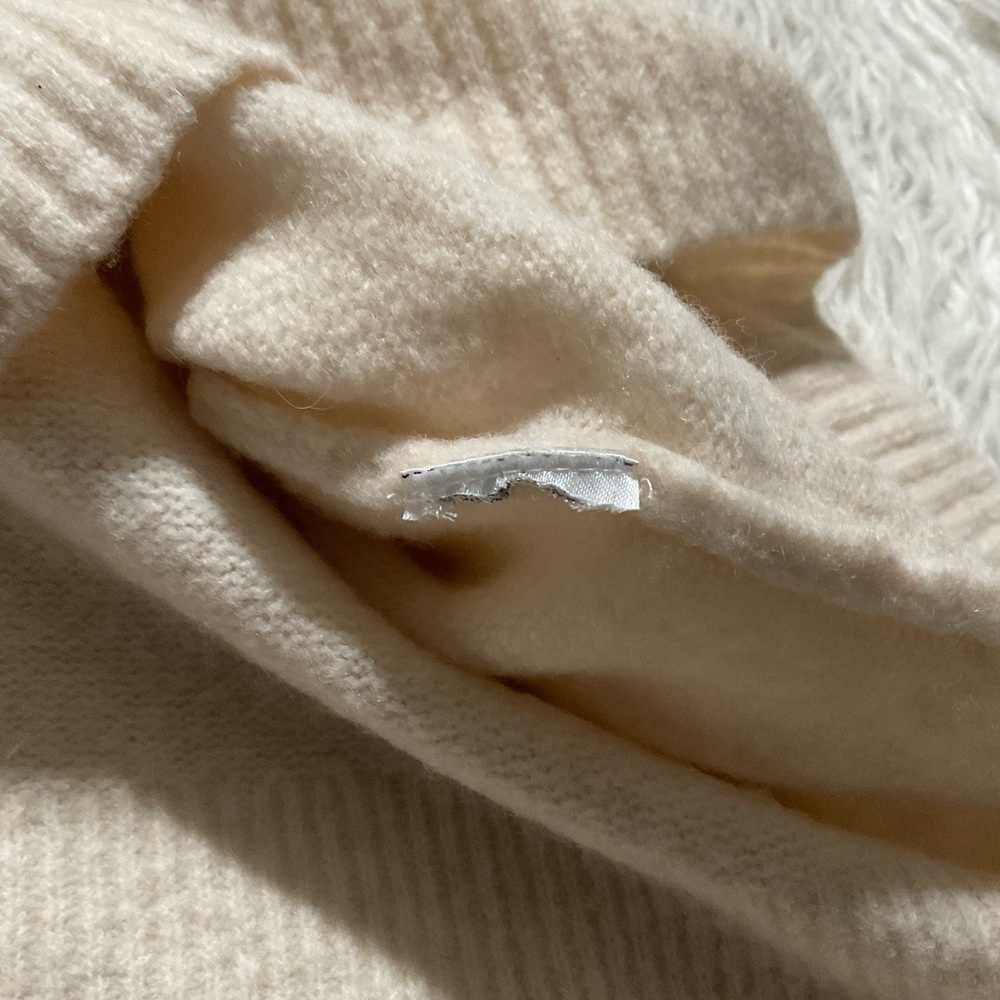ALLSAINTS Jessie Turtleneck Sweater in Alabaster‎ White - Picture 4 of 5